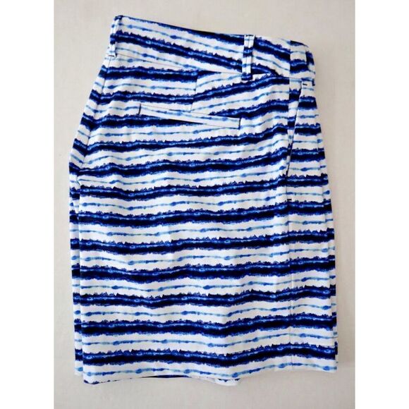 Spanx 50213R Women’s Sz Medium White/Blue Painted Stripes 6" Sunshine Shorts - Picture 5 of 8